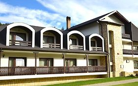 Casa Sebastian Sihastria Putnei